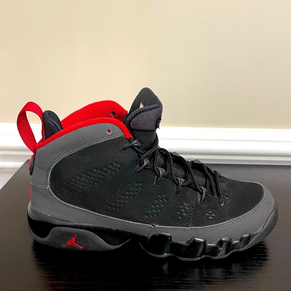 Black, Red & Grey Air Jordan 9 Retro - Picture 1 of 3